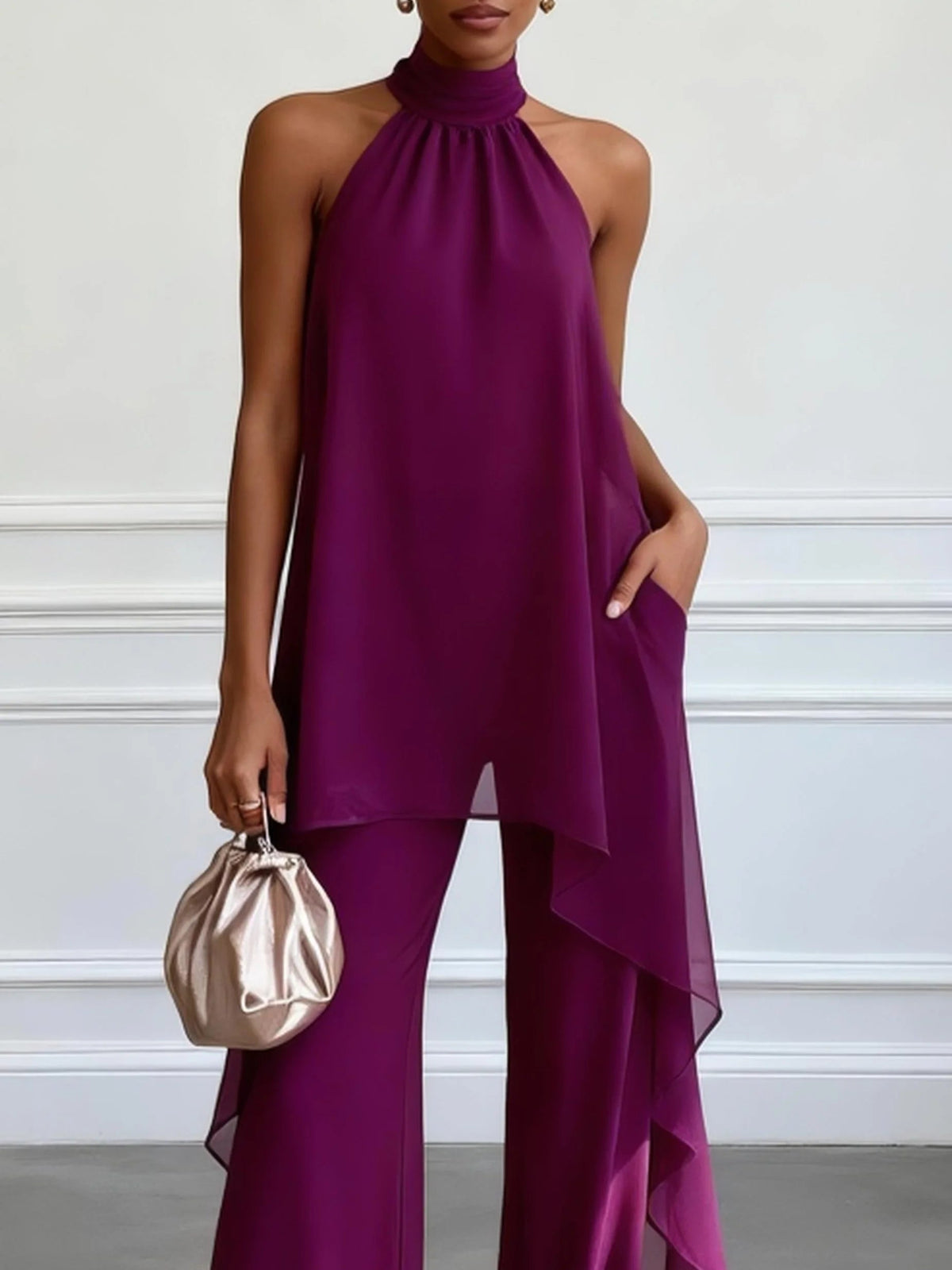 Paola | Conjunto de dos piezas: elegante top morado sin mangas con cuello halter y pantalón