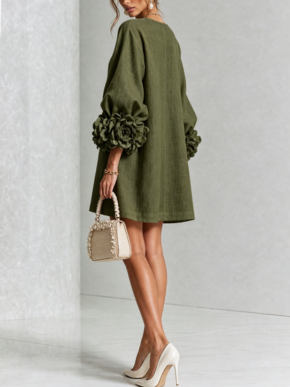 Indara | Vestido Mini Blanco con Detalles Florales