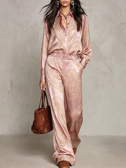Rosa | Conjunto de camisa y pantalón con estampado de paisley